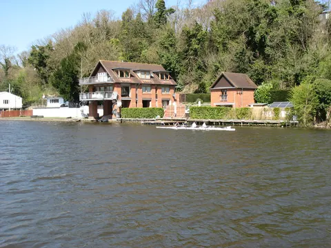 The River Thames at Caversham in Reading.